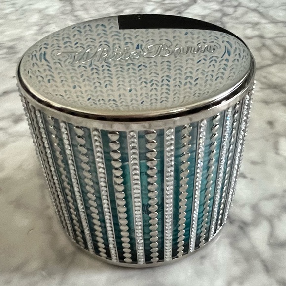 New Bath & Body Works Soy Candle and Silver Holder - Turquoise Waters Scent - Picture 10 of 11